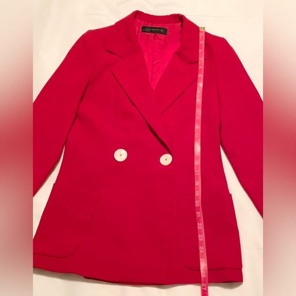 ZARA WOMAN Minimalist Luxury
ContemporaryClassic DoubleBreasted Red Blazer Sz. S - Picture 11 of 16